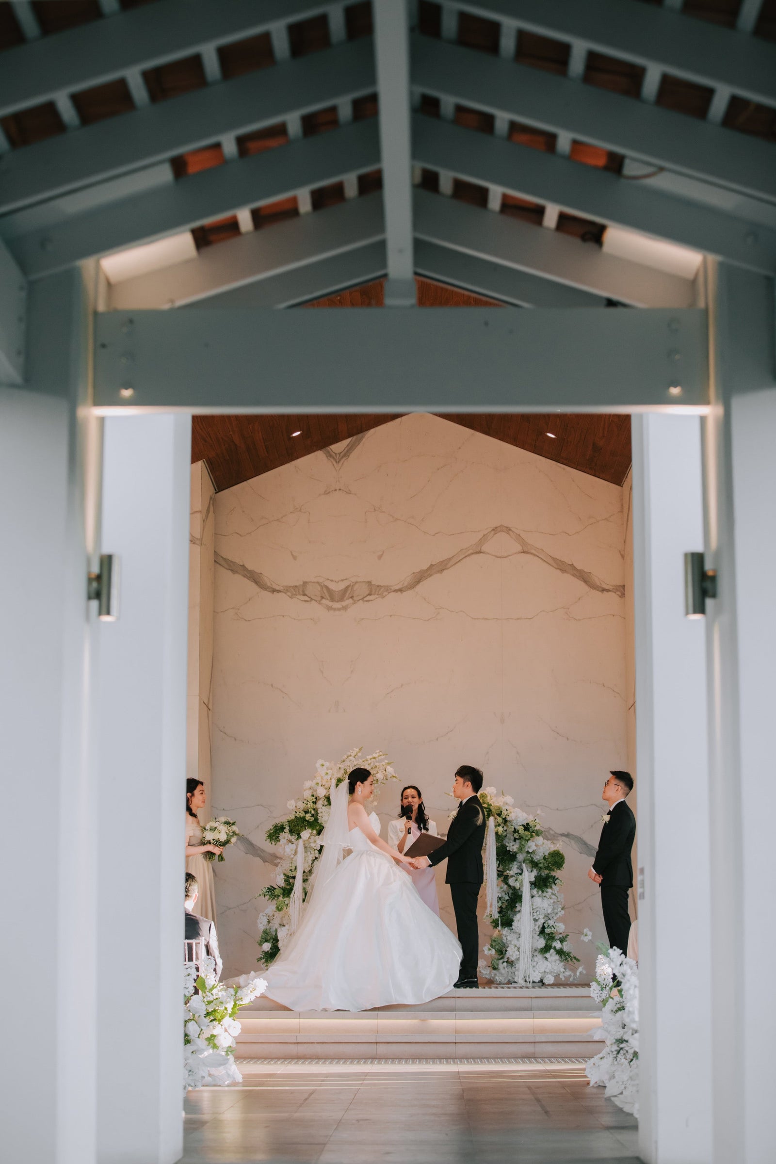 Do We Need a Wedding Rehearsal? 我们需要彩排婚礼吗?