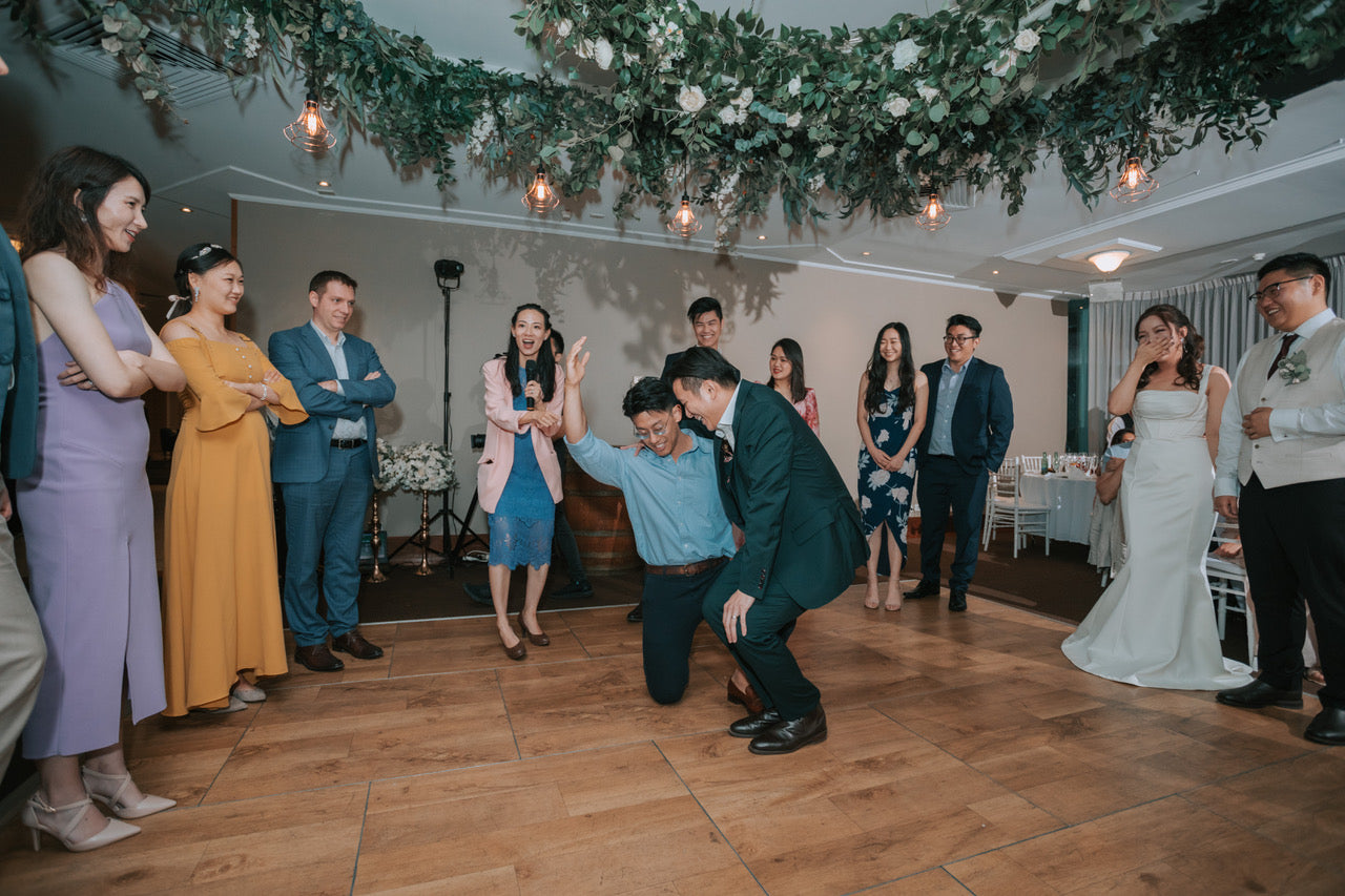 The Essential Guide: Understanding the Difference Between a Celebrant and a Wedding MC